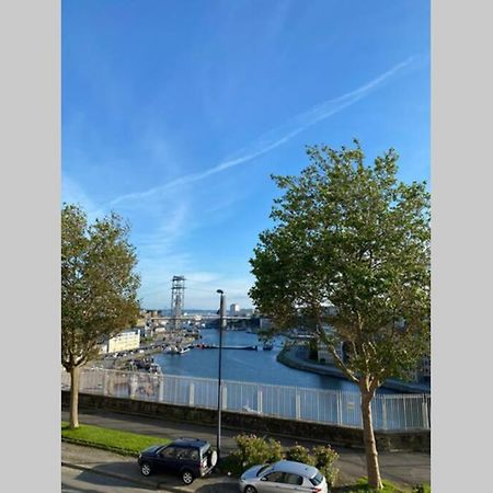 Milin : Appt 2 Ch Vue Sur Mer, Lumineux - Centre-Ville, Proche Facs, Telepherique Et Arsenal. Brest Exterior photo